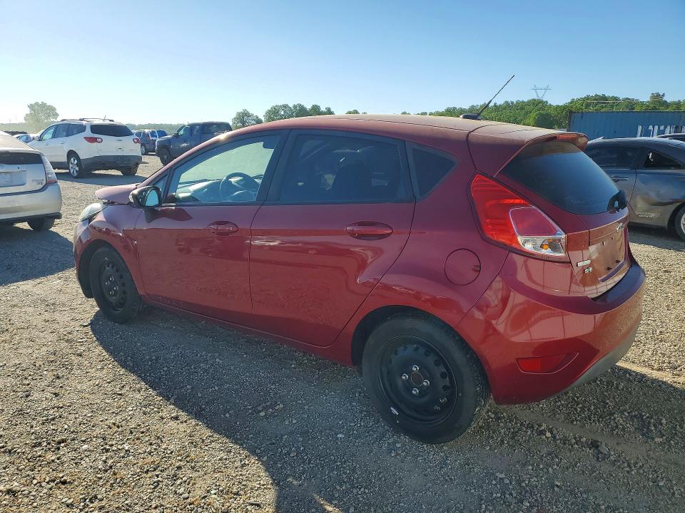 47034536 :رقم المزاد ، 3FADP4EE9FM225411 vin ، 2015 Ford Fiesta مزاد بيع