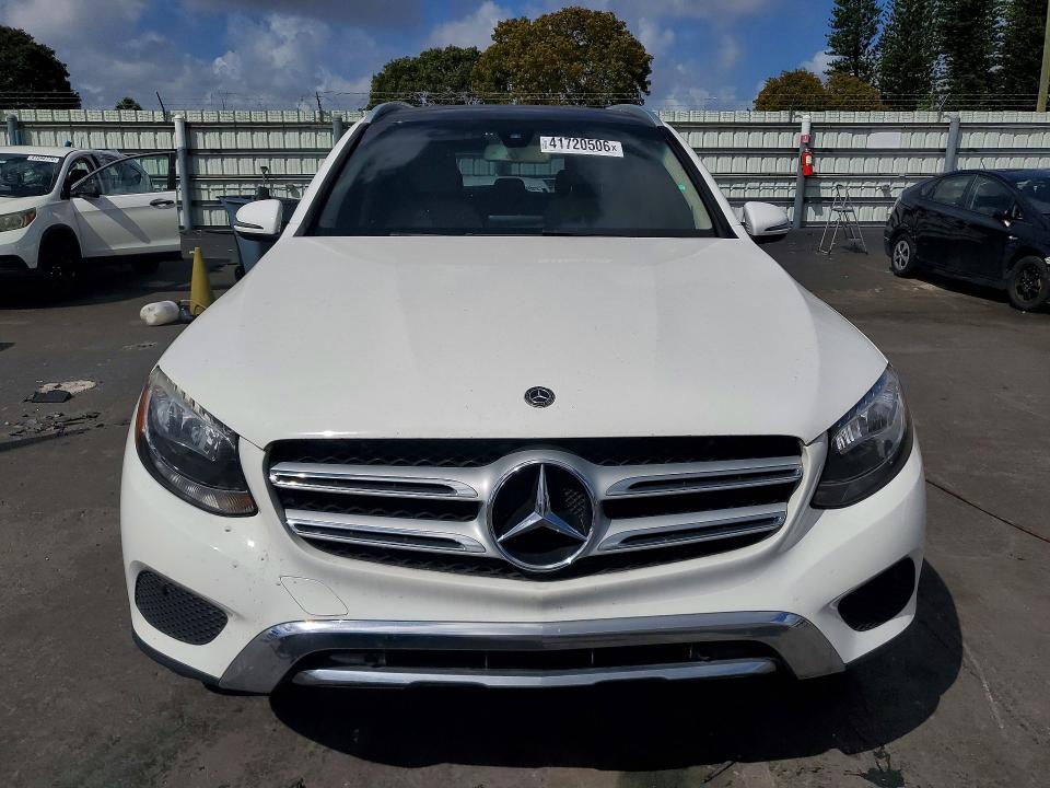 41720506 :رقم المزاد ، WDC0G4JB2JV037391 vin ، 2018 Mercedes-benz Glc مزاد بيع