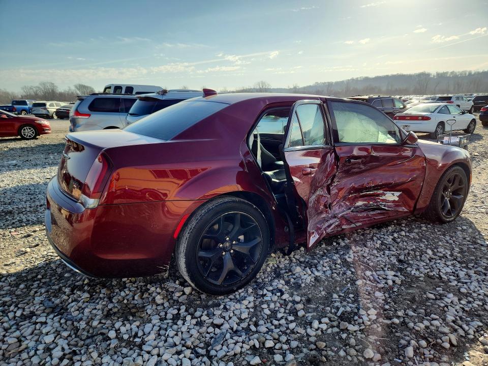 Продаж на аукціоні авто 2022 Chrysler 300, vin: 2C3CCABG2NH167620, номер лоту: 46446176