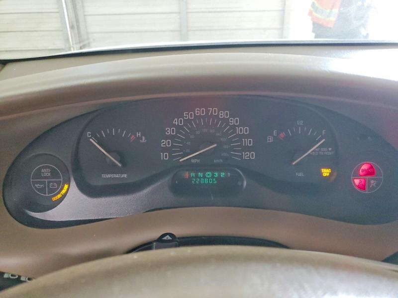 46545206 :رقم المزاد ، 2G4WS52J621270330 vin ، 2002 Buick Century مزاد بيع