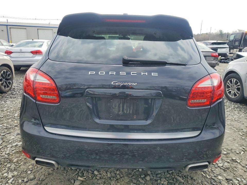 47032276 :رقم المزاد ، WP1AA2A22DLA03496 vin ، 2013 Porsche Cayenne مزاد بيع