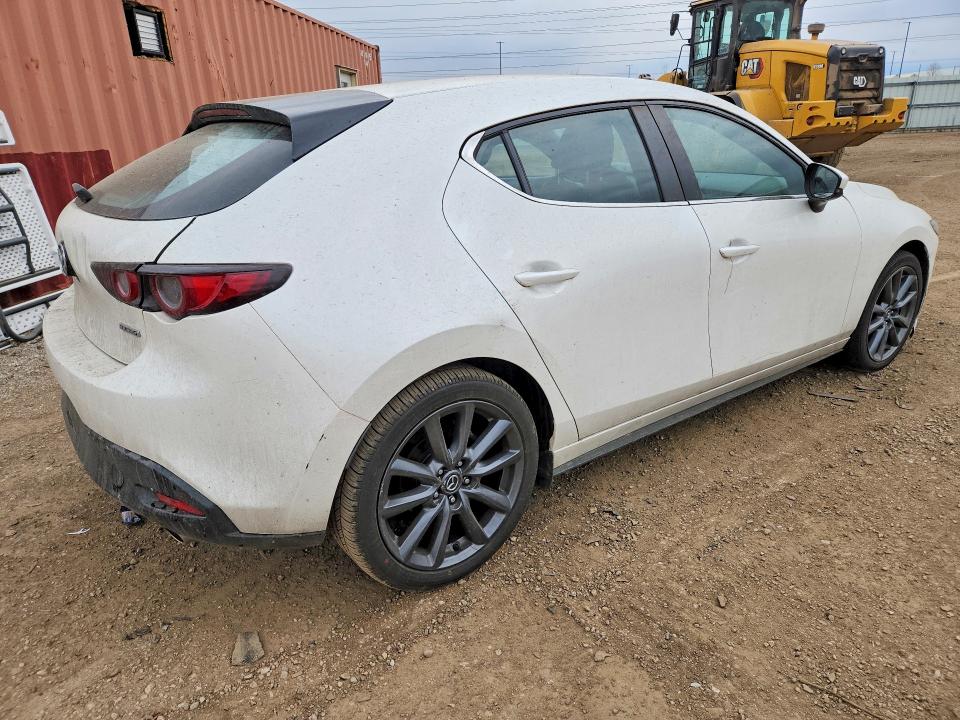 47843936 :رقم المزاد ، JM1BPBLM1L1162054 vin ، 2020 Mazda 3 مزاد بيع