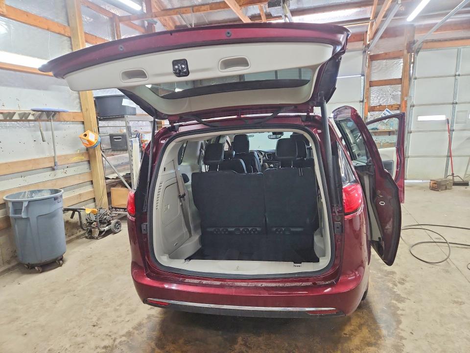 Продажа на аукционе авто 2018 Chrysler Pacifica, vin: 2C4RC1GG1JR105855, номер лота: 79775205