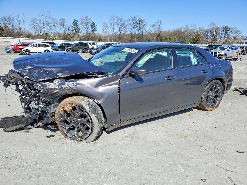 41666626 :رقم المزاد ، 2C3CCABG6KH537902 vin ، 2019 Chrysler 300 مزاد بيع