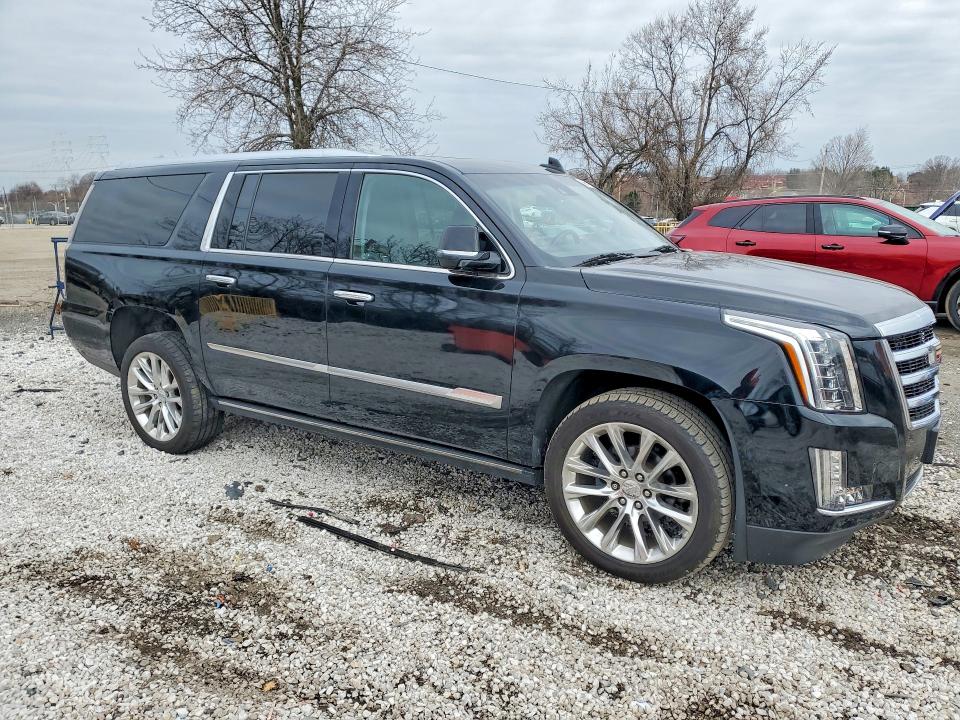 46641876 :رقم المزاد ، 1GYS4JKJ2KR105673 vin ، 2019 Cadillac Escalade مزاد بيع