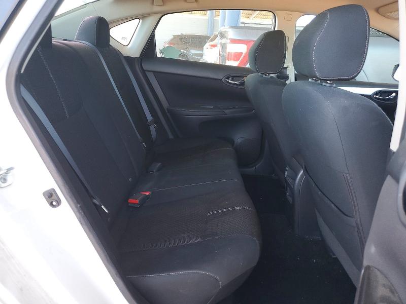 45851646 :رقم المزاد ، 3N1AB7AP7JY293375 vin ، 2018 Nissan Sentra مزاد بيع