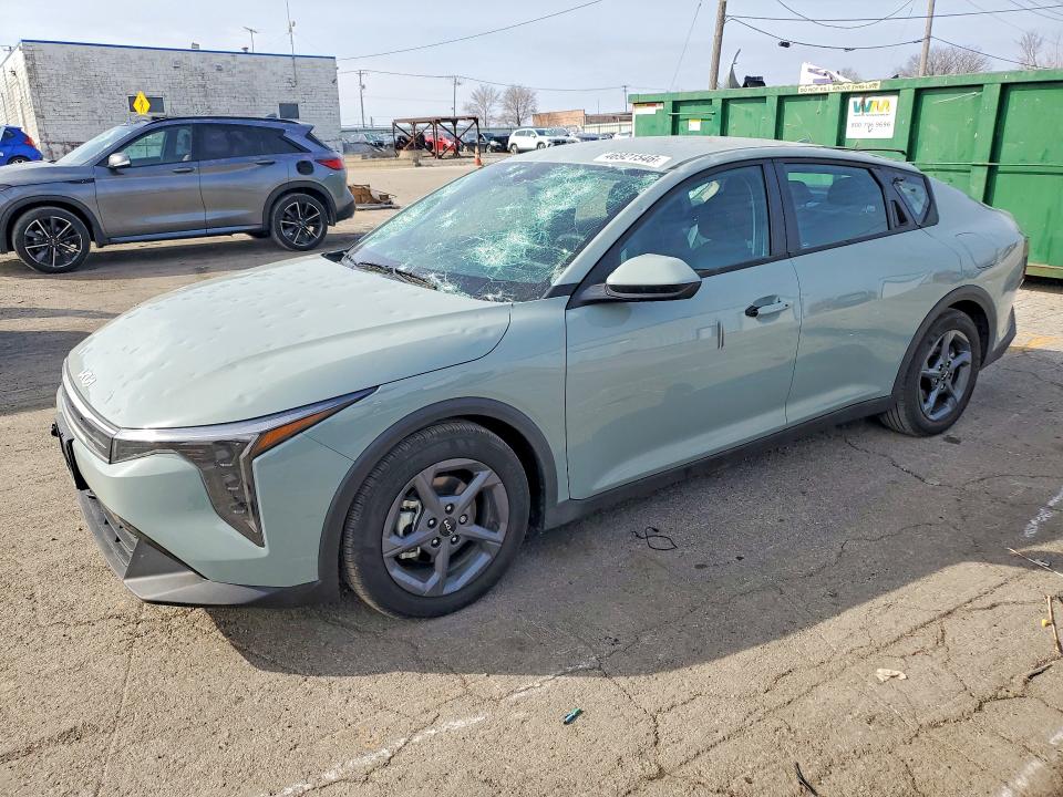 2025 Kia K4 მანქანა იყიდება აუქციონზე, vin: 3KPFT4DE9SE235862, აუქციონის ნომერი: 46921546