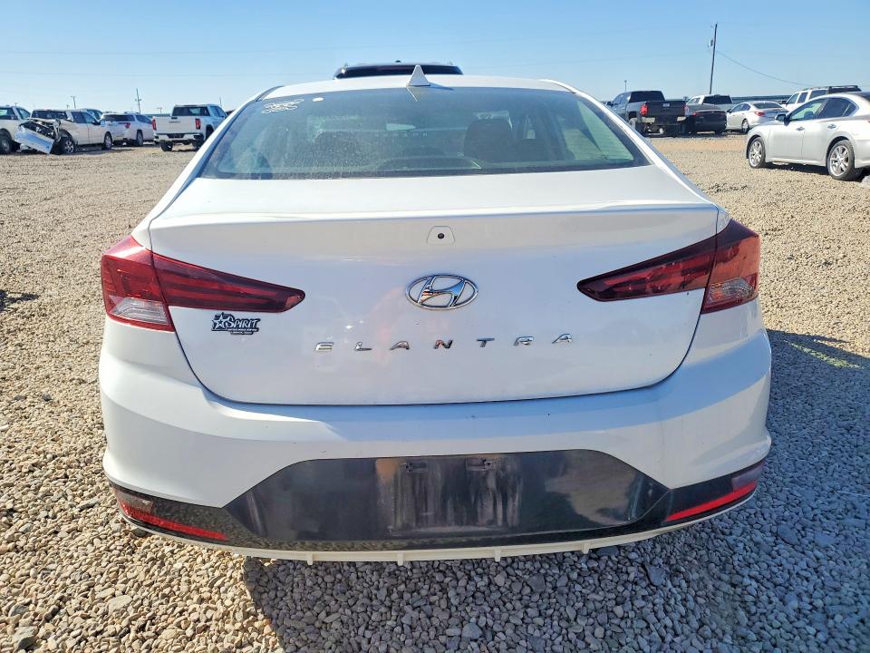 47052916 :رقم المزاد ، 5NPD84LFXKH480300 vin ، 2019 Hyundai Elantra مزاد بيع