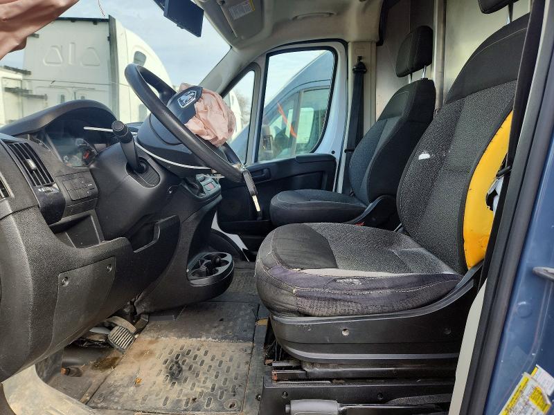 47452646 :رقم المزاد ، 3C6TRVDG6JE159127 vin ، 2018 Ram Promaster 2500 مزاد بيع
