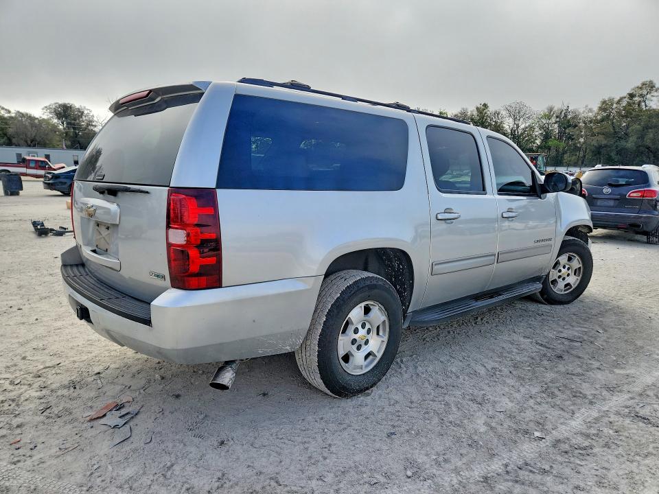 Продаж на аукціоні авто 2011 Chevrolet Suburban, vin: 1GNSCHE07BR120844, номер лоту: 79741895