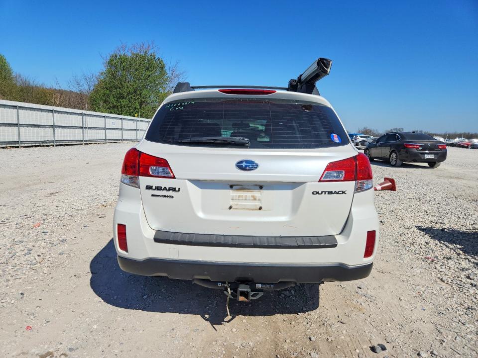 47589506 :رقم المزاد ، 4S4BRCAC0E3228252 vin ، 2014 Subaru Outback مزاد بيع