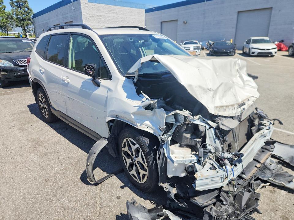 Продаж на аукціоні авто 2020 Subaru Forester, vin: JF2SKAGC6LH490184, номер лоту: 47131996