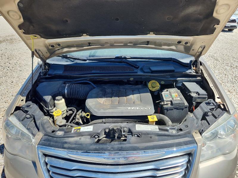 47240626 :رقم المزاد ، 2C4RC1BG5ER111347 vin ، 2014 Chrysler Town & Country مزاد بيع