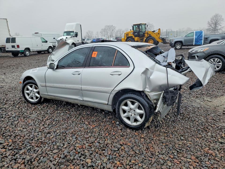 79362615 :رقم المزاد ، WDBRF81J34F521338 vin ، 2004 Mercedes-benz C مزاد بيع