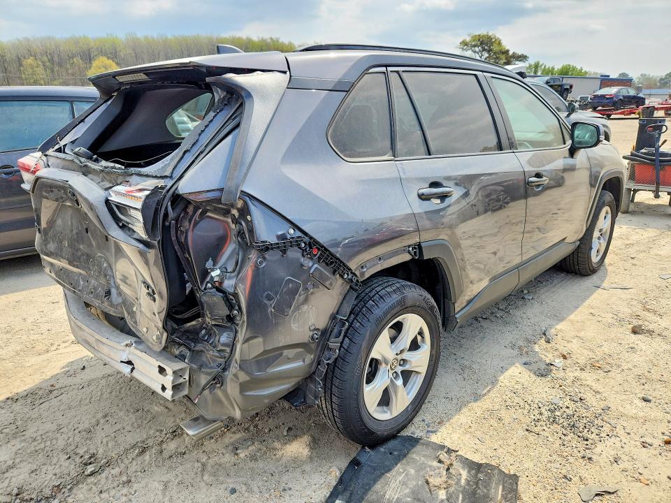 47342866 :رقم المزاد ، 2T3P1RFV6MC213556 vin ، 2021 Toyota Rav4 مزاد بيع