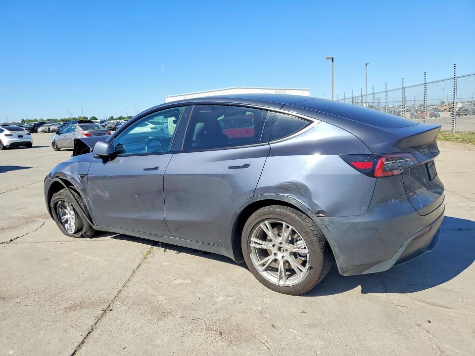 47545666 :رقم المزاد ، 7SAYGAEE4PF773982 vin ، 2023 Tesla Model Y مزاد بيع