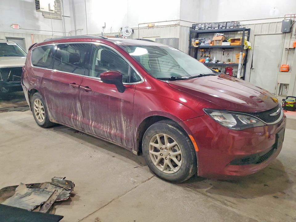 47814176 :رقم المزاد ، 2C4RC1DG4MR502792 vin ، 2021 Chrysler Voyager مزاد بيع