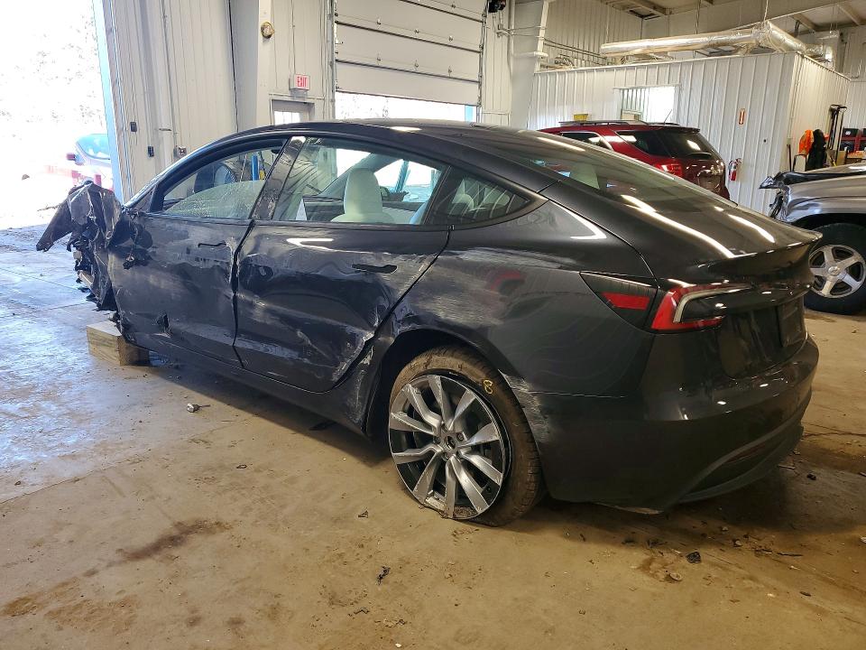 79774535 :رقم المزاد ، 5YJ3E1EB3TF131251 vin ، 2026 Tesla Model 3 مزاد بيع