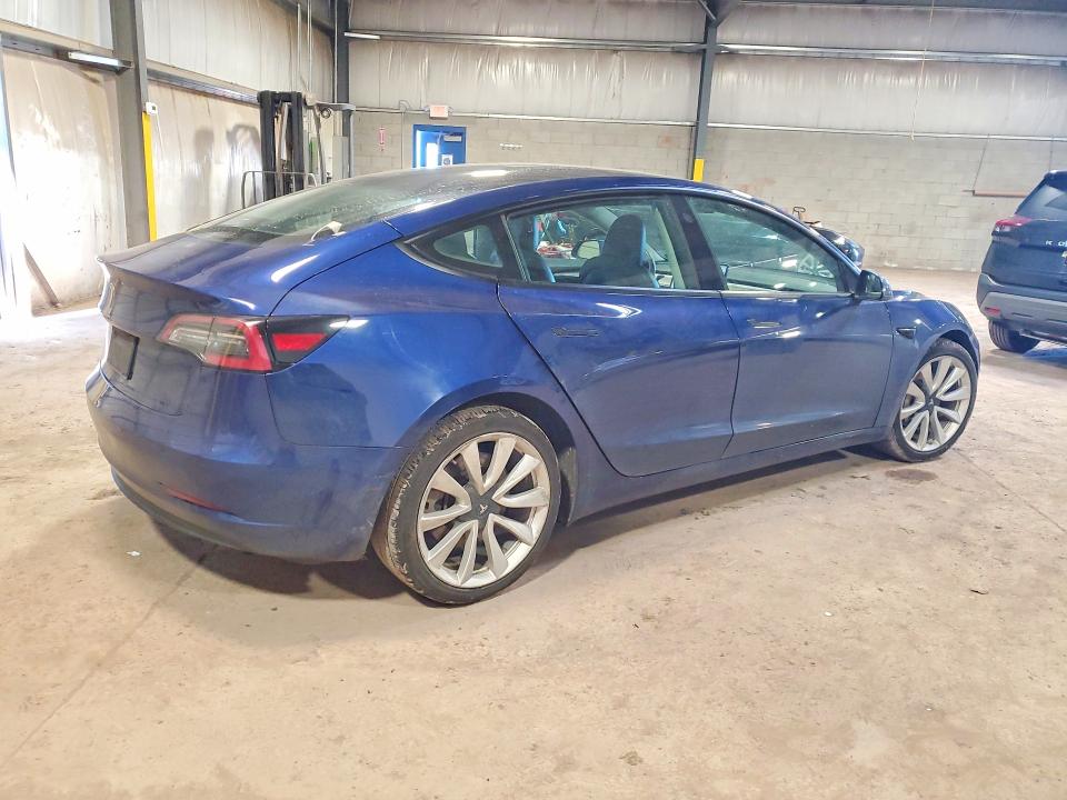 47259166 :رقم المزاد ، 5YJ3E1EA5NF372612 vin ، 2022 Tesla Model 3 مزاد بيع