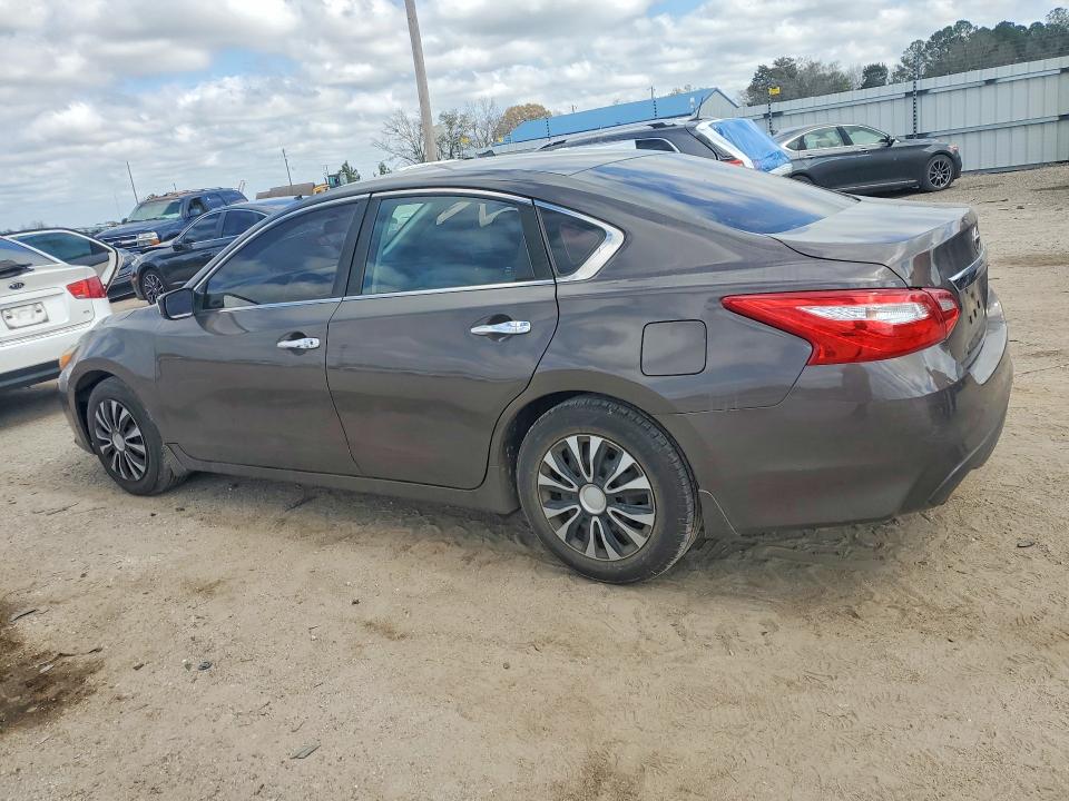 79779085 :رقم المزاد ، 1N4AL3AP0HN304751 vin ، 2017 Nissan Altima مزاد بيع