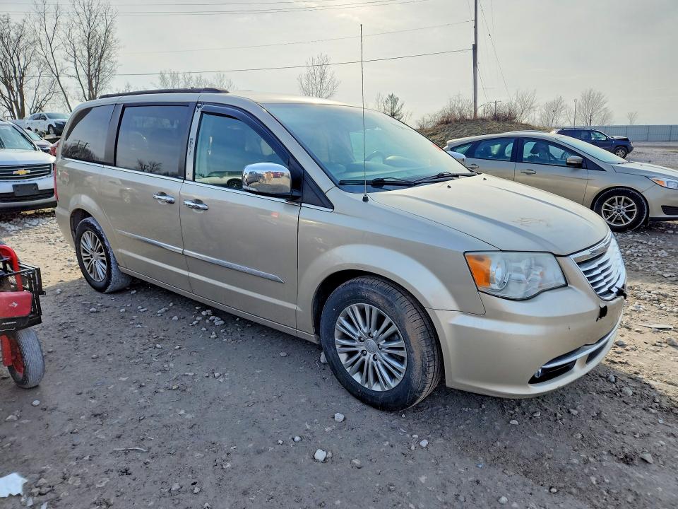 79747375 :رقم المزاد ، 2C4RC1CG3ER195859 vin ، 2014 Chrysler Town & Country مزاد بيع