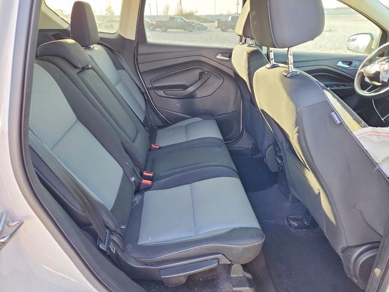 45595566 :رقم المزاد ، 1FMCU0GD5HUC32278 vin ، 2017 Ford Escape مزاد بيع