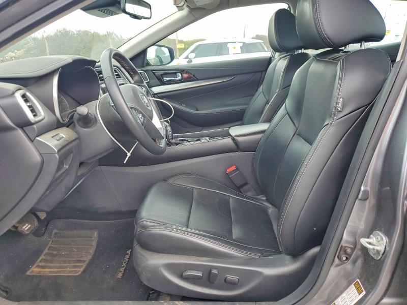 47286626 :رقم المزاد ، 1N4AA6CV6MC511301 vin ، 2021 Nissan Maxima مزاد بيع