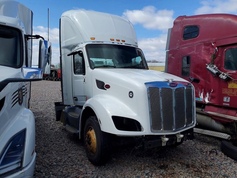 2018 Peterbilt 579 მანქანა იყიდება აუქციონზე, vin: 1XPBA48X3JD477528, აუქციონის ნომერი: 46213706