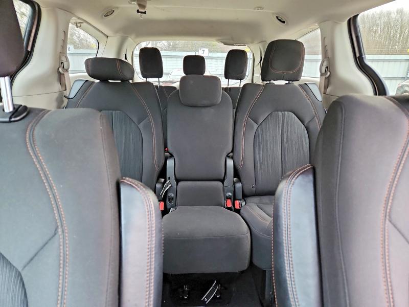 Продажа на аукционе авто 2018 Chrysler Pacifica, vin: 2C4RC1FG4JR175125, номер лота: 79130725