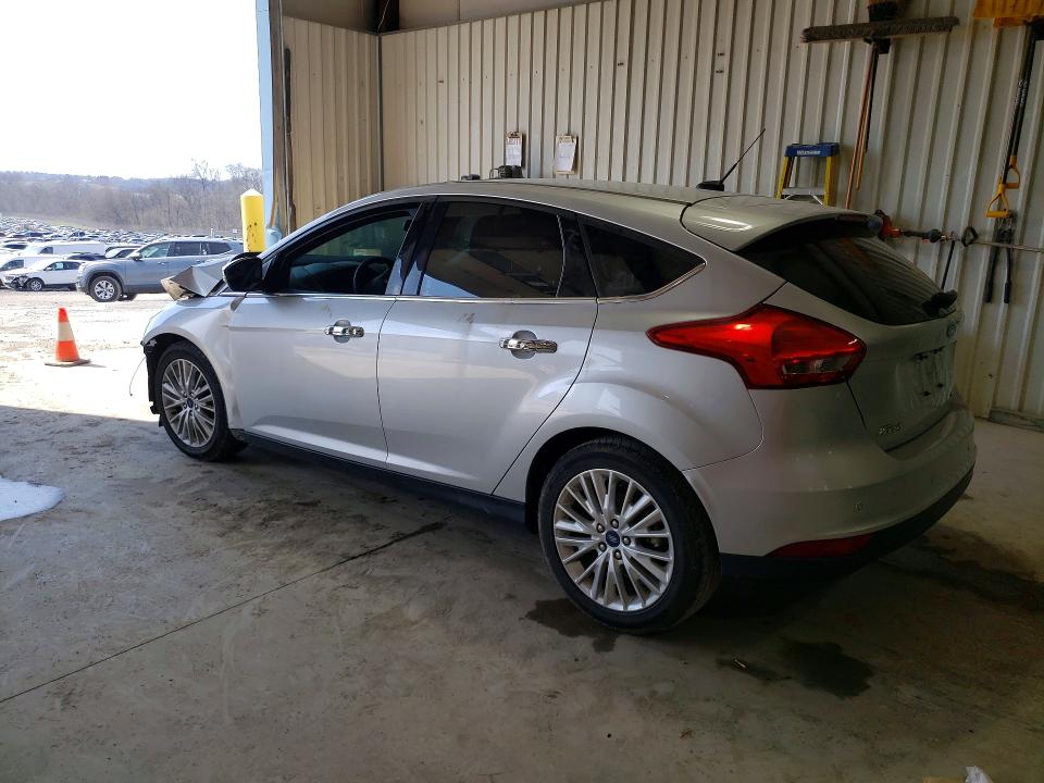 46501366 :رقم المزاد ، 1FADP3N26JL285141 vin ، 2018 Ford Focus مزاد بيع