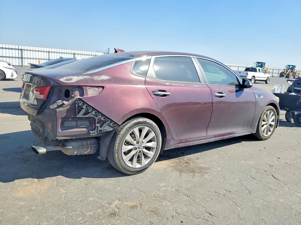 Auction sale of the 2016 Kia Optima, vin: 5XXGT4L38GG004745, lot number: 46728636