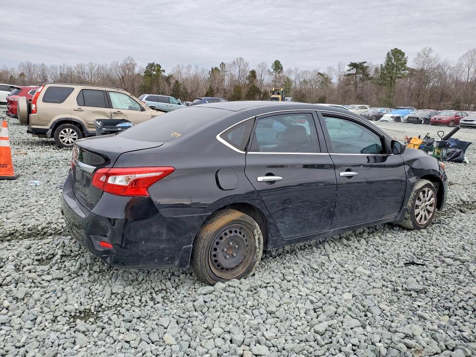 79612675 :رقم المزاد ، 3N1AB7AP8KY386715 vin ، 2019 Nissan Sentra مزاد بيع