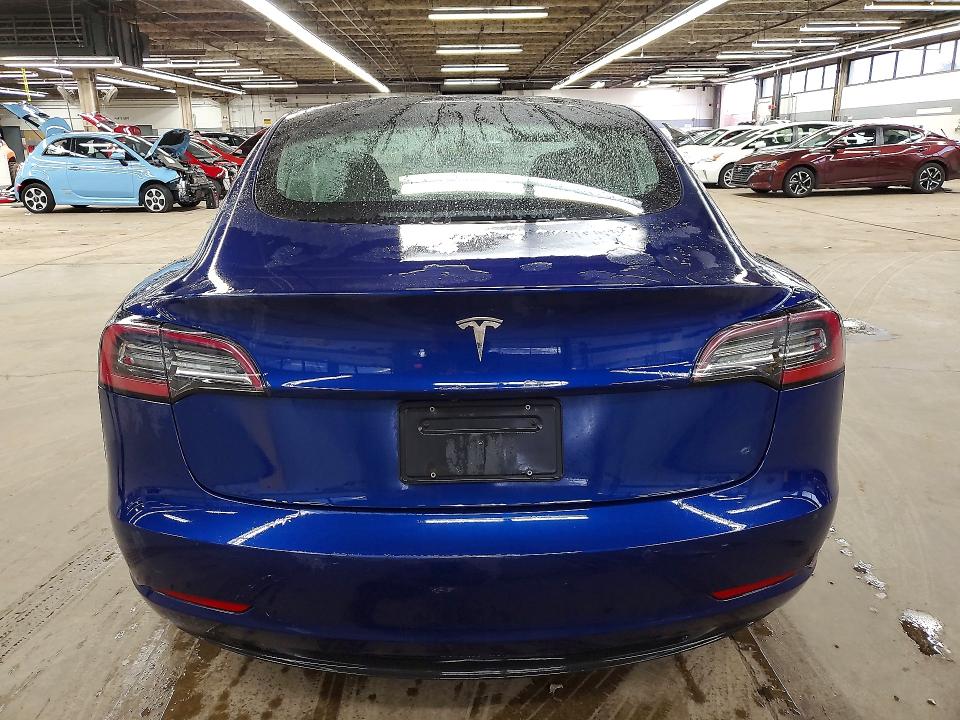 45493546 :رقم المزاد ، 5YJ3E1EA5NF370374 vin ، 2022 Tesla Model 3 مزاد بيع