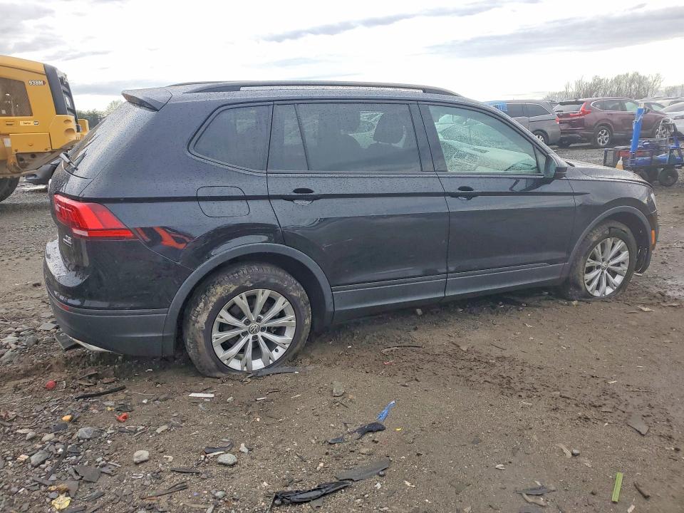 Продажа на аукционе авто 2018 Volkswagen Tiguan, vin: 3VV0B7AX6JM209015, номер лота: 46683216