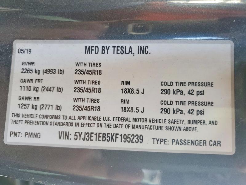 46561596 :رقم المزاد ، 5YJ3E1EB5KF195239 vin ، 2019 Tesla Model 3 مزاد بيع