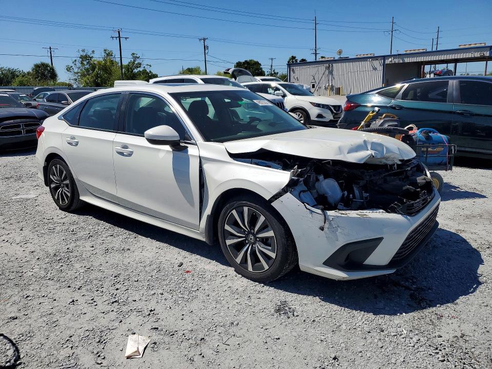 Продажа на аукционе авто 2024 Honda Civic, vin: 2HGFE1F72RH323711, номер лота: 46975836