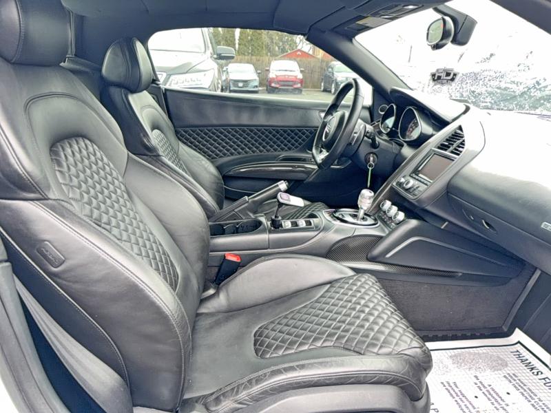 42072046 :رقم المزاد ، WUASUAFG2EN000926 vin ، 2014 Audi R8 مزاد بيع