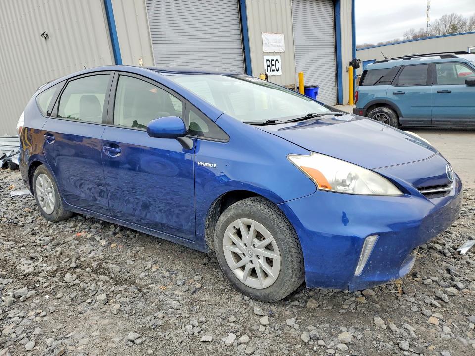 2013 Toyota Prius V მანქანა იყიდება აუქციონზე, vin: JTDZN3EU7D3192933, აუქციონის ნომერი: 45618956