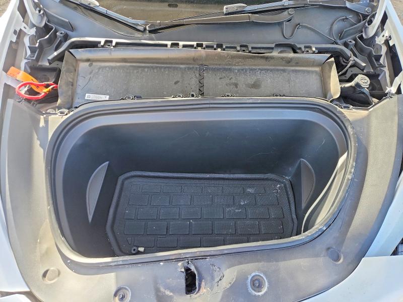 Продажа на аукционе авто 2023 Tesla Model Y, vin: 7SAYGAEEXPF598556, номер лота: 46159366