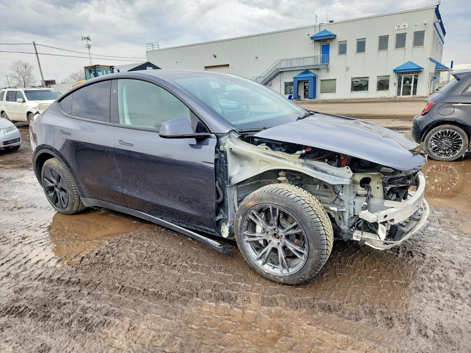 Продажа на аукционе авто 2025 Tesla Model Y, vin: 7SAYGDEE0SF267866, номер лота: 47820756