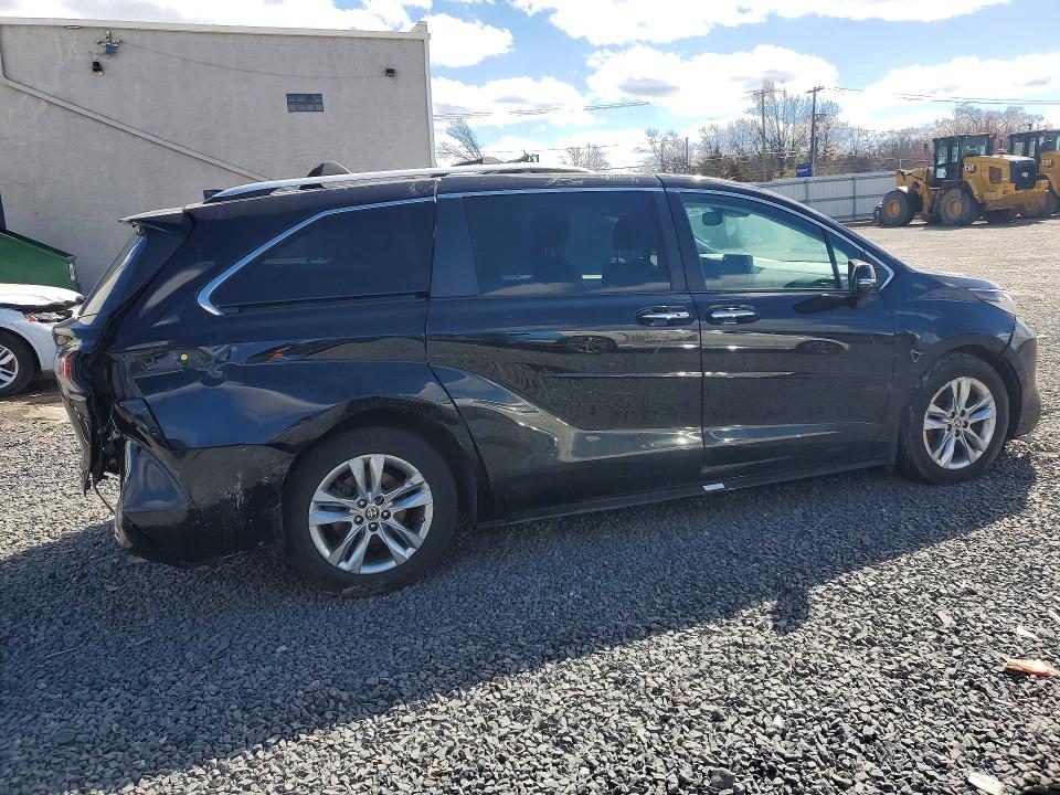 46300126 :رقم المزاد ، 5TDZSKFC5NS064814 vin ، 2022 Toyota Sienna مزاد بيع