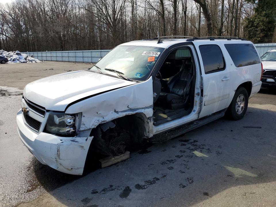 2010 Chevrolet Suburban მანქანა იყიდება აუქციონზე, vin: 1GNUKJE30AR268670, აუქციონის ნომერი: 45997976