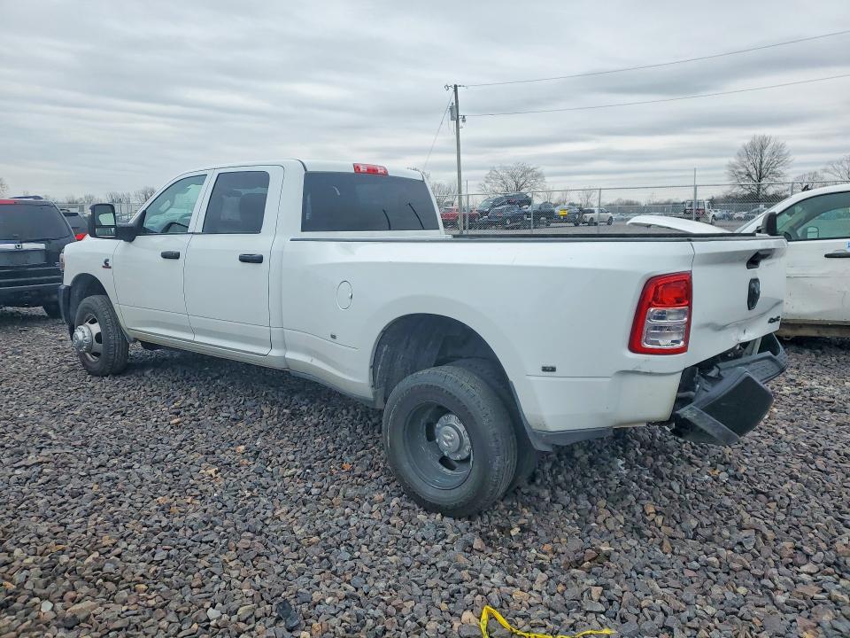 46069756 :رقم المزاد ، 3C63RRGLXRG208992 vin ، 2024 Ram 3500 مزاد بيع