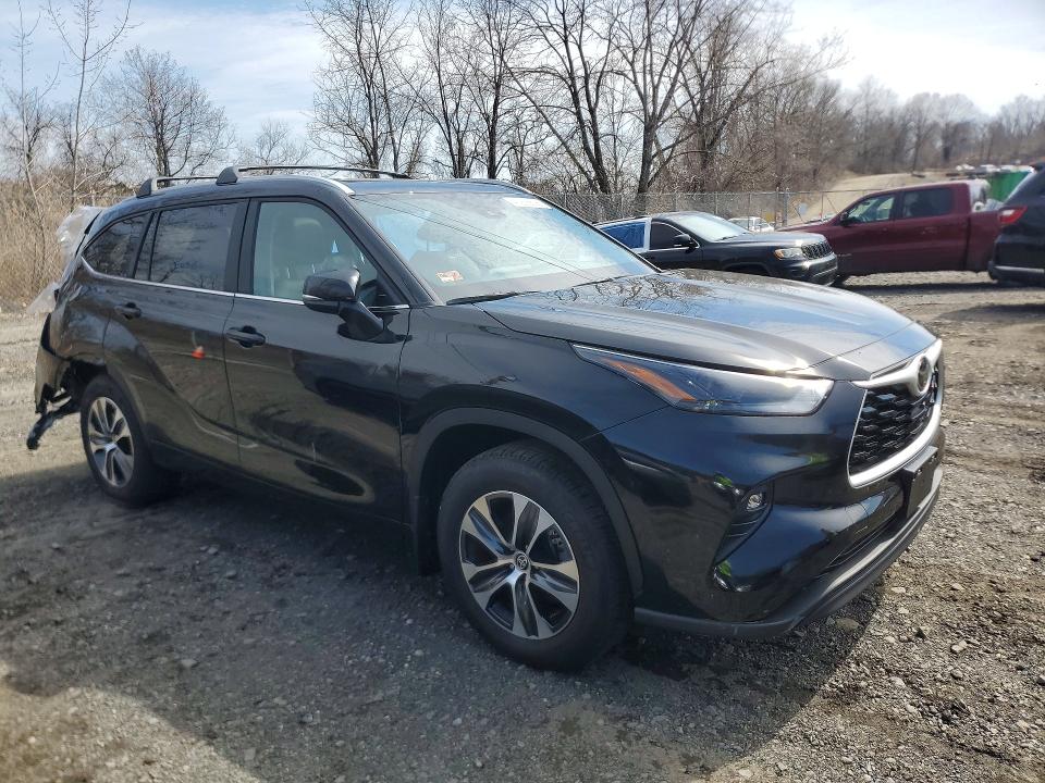 47928606 :رقم المزاد ، 5TDKDRBH0RS571731 vin ، 2024 Toyota Highlander مزاد بيع
