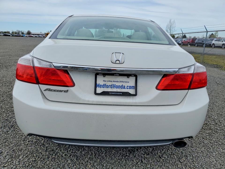 Продаж на аукціоні авто 2015 Honda Accord, vin: 1HGCR2F31FA216394, номер лоту: 48174226