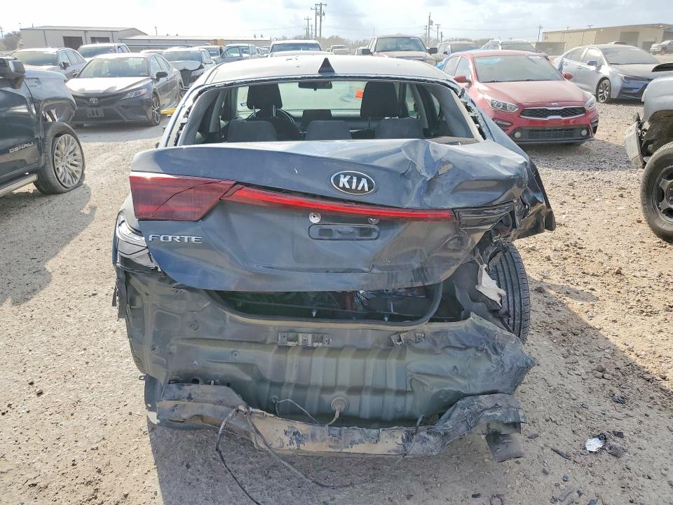 Продаж на аукціоні авто 2021 Kia Forte, vin: 3KPF24AD6ME413082, номер лоту: 41726916