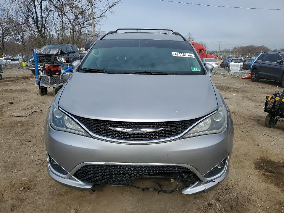 Продаж на аукціоні авто 2017 Chrysler Pacifica, vin: 2C4RC1BG8HR511889, номер лоту: 47416796