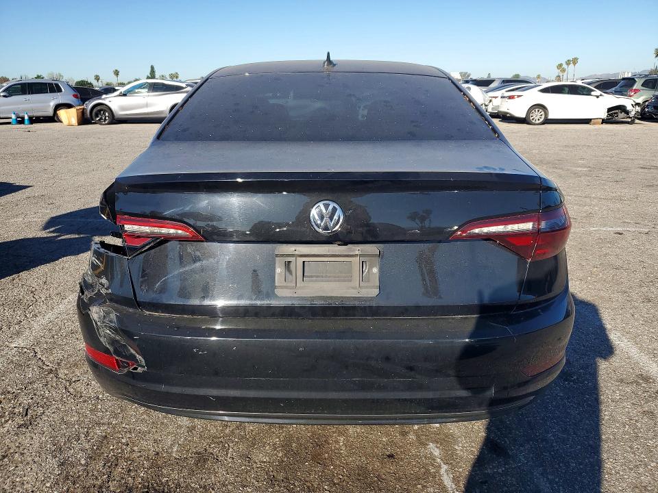 46033776 :رقم المزاد ، 3VWC57BU2MM033069 vin ، 2021 Volkswagen Jetta مزاد بيع
