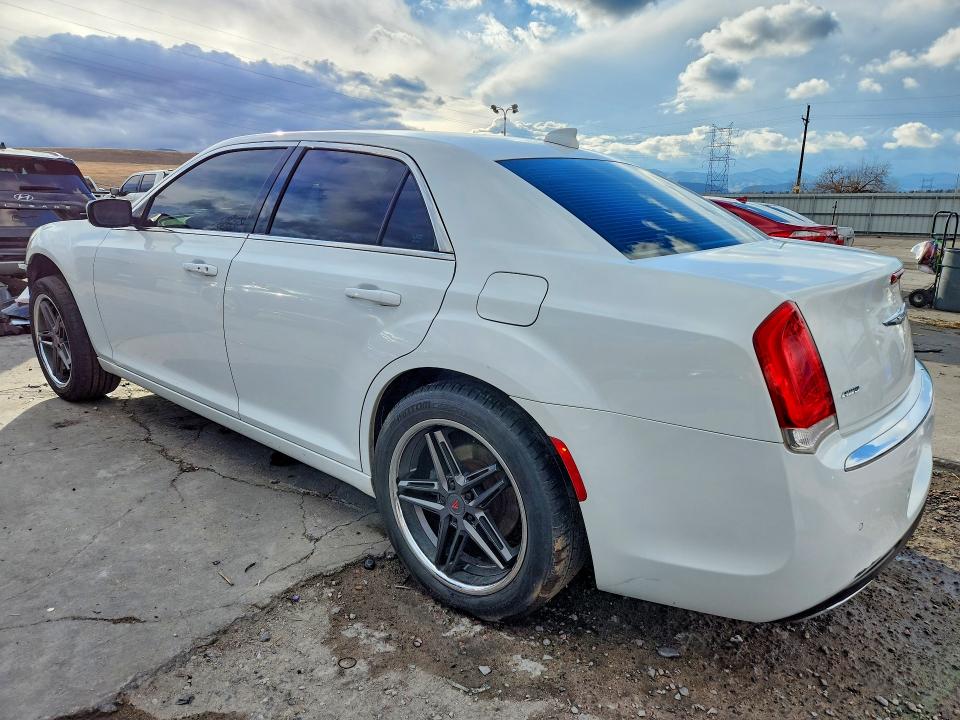 79671935 :رقم المزاد ، 2C3CCARGXGH208679 vin ، 2016 Chrysler 300 مزاد بيع