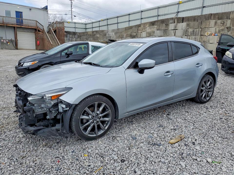 Продажа на аукционе авто 2018 Mazda 3, vin: 3MZBN1M37JM263358, номер лота: 46537576